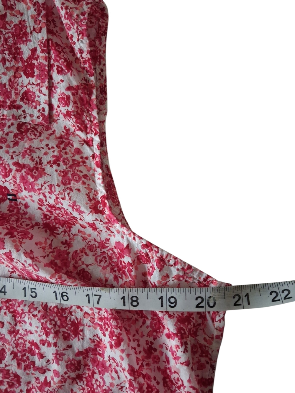Tommy Hilfiger Red Floral Sleeveless Button-Down Shirt Womens Size XL - Picture 4 of 6